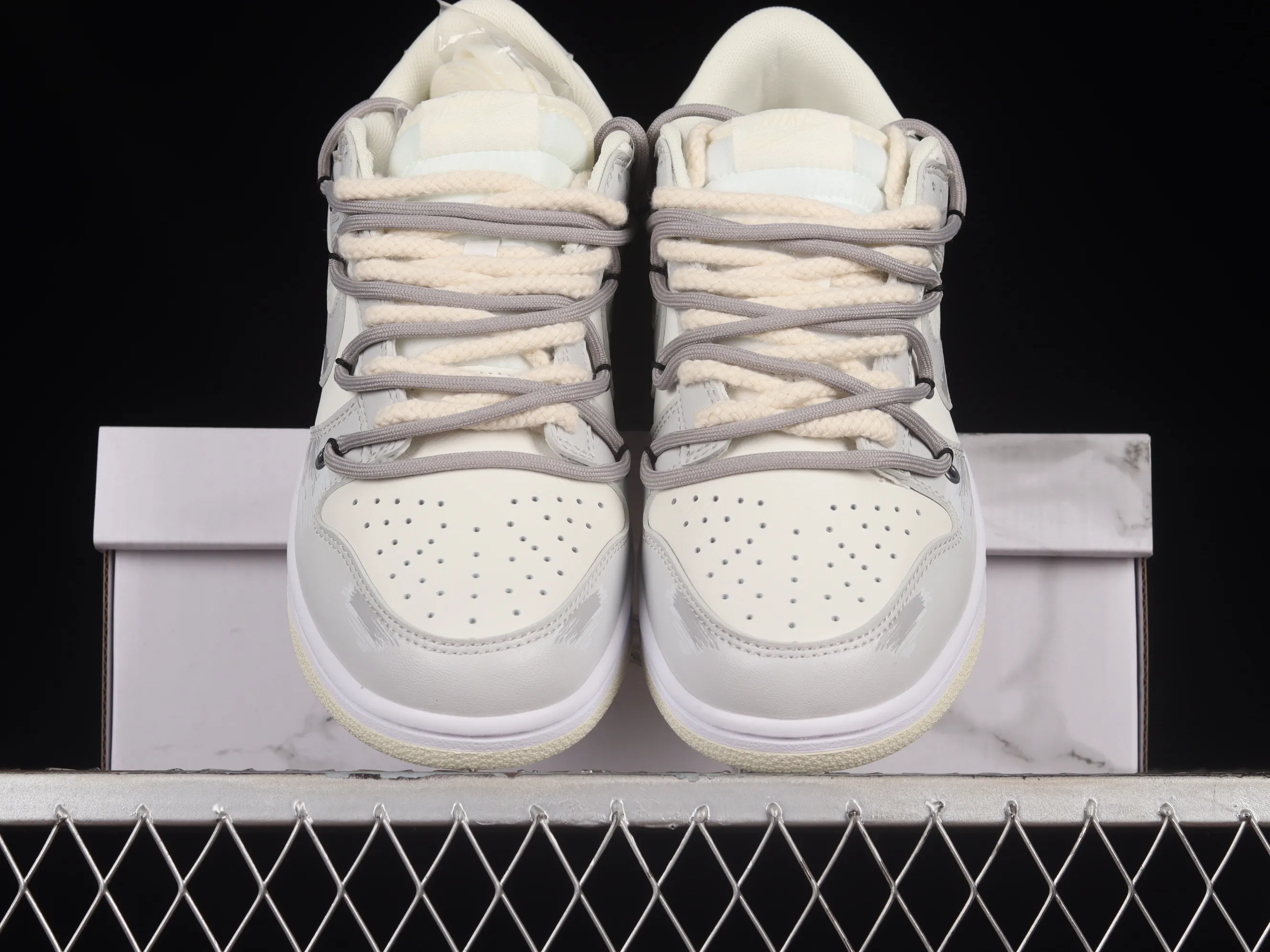 All Categories Nk SB Dunk Series Nk SB Dunk Low Low-top Sneakers Nk Dunk Low Retro "Coconut Milk" Vibe Wind Distressed Paper Plane Travel Graffiti Customized Deconstructed Strap Casual Sneakers DJ6188-100